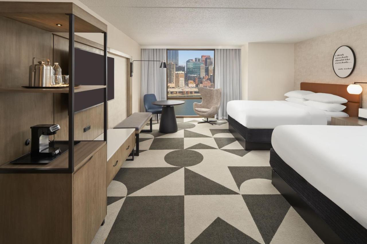 Sheraton Pittsburgh Hotel At Station Square Bagian luar foto