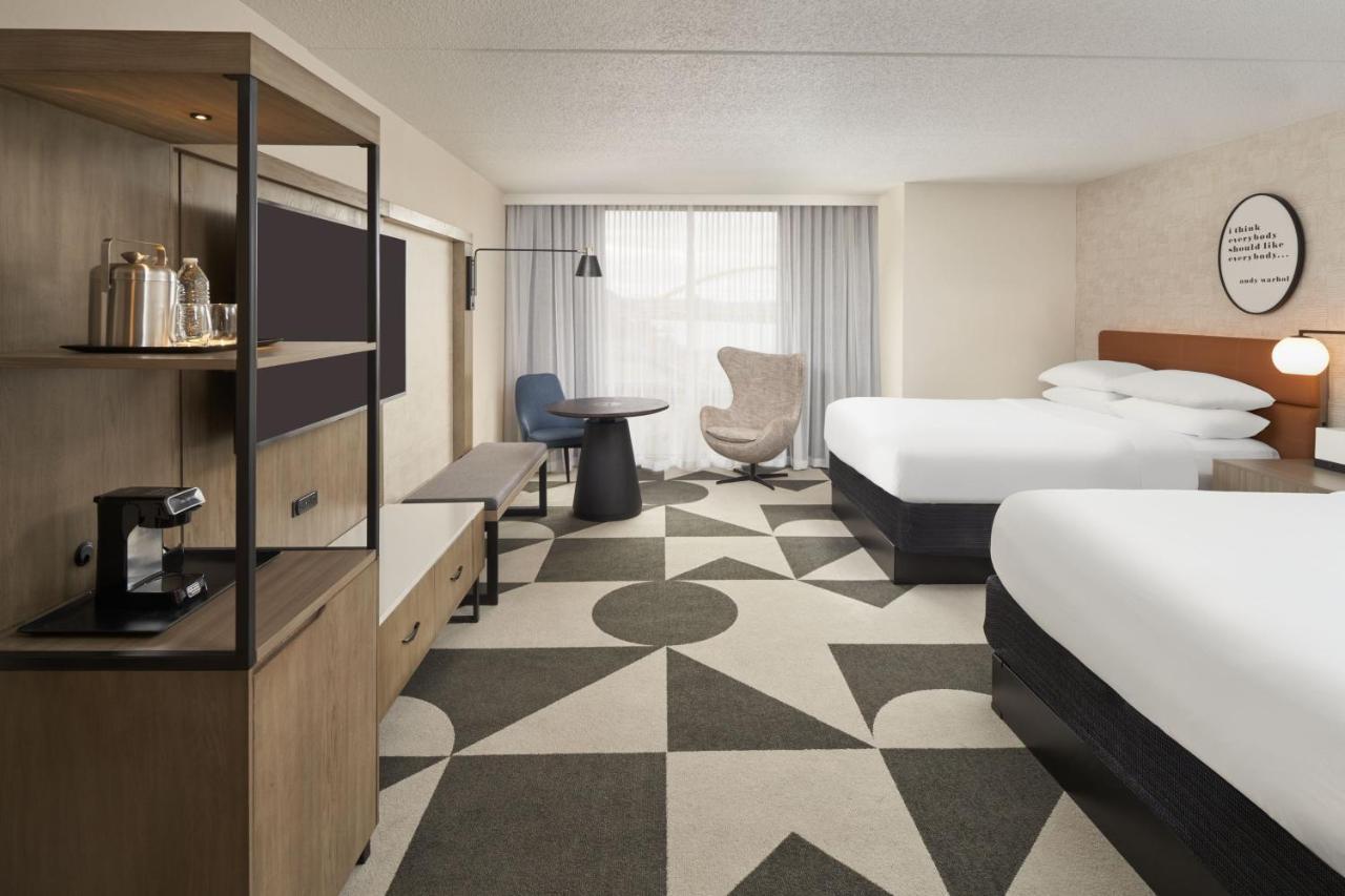 Sheraton Pittsburgh Hotel At Station Square Bagian luar foto