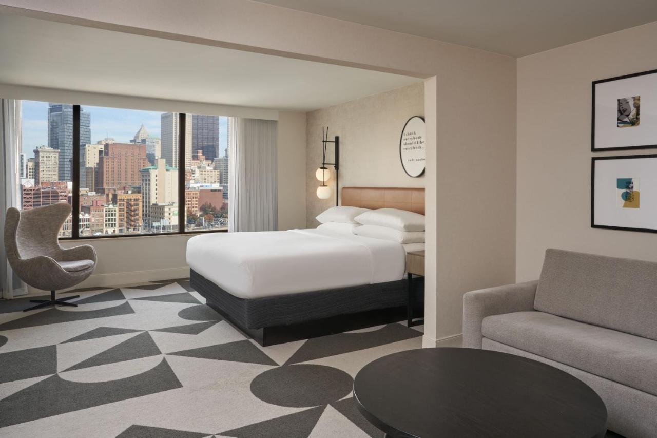 Sheraton Pittsburgh Hotel At Station Square Bagian luar foto