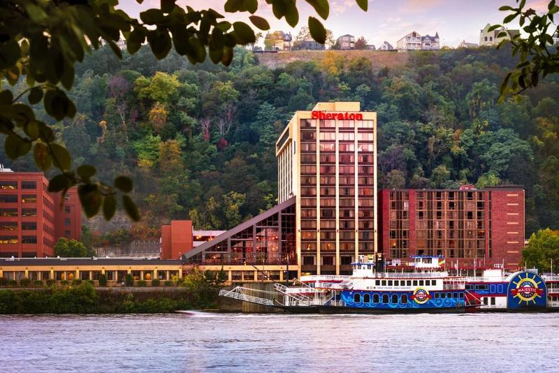 Sheraton Pittsburgh Hotel At Station Square Bagian luar foto